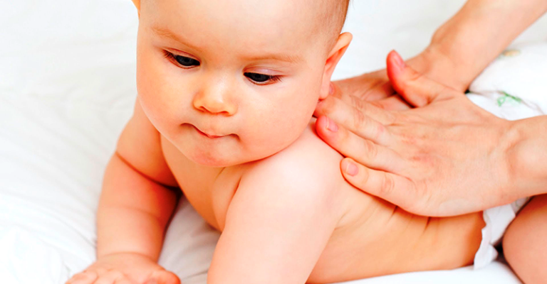 Conheça os diferentes tipos de pele dos bebês