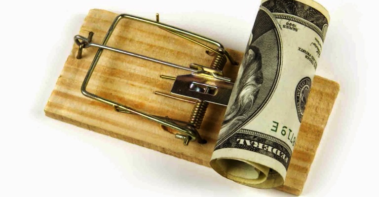 Armadilhas financeiras: como evitar o desperdício de dinheiro?