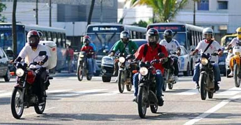 Mudanças no Código de Trânsito alertam para segurança dos motociclistas