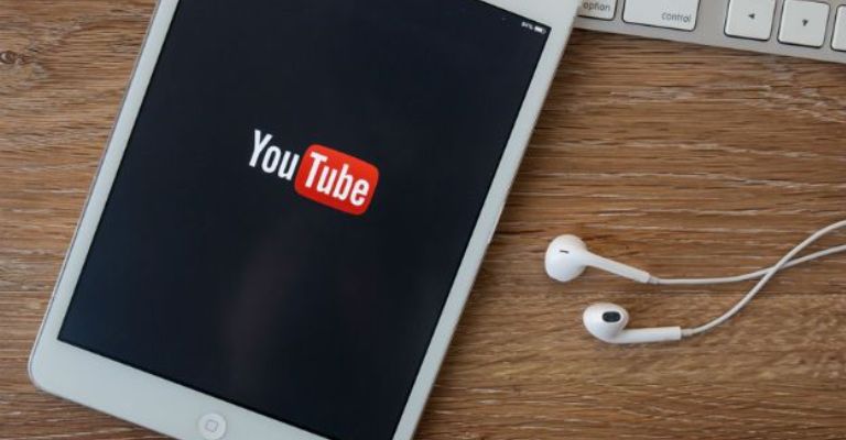 YouTube doa mais de R$ 530 mil a compositores