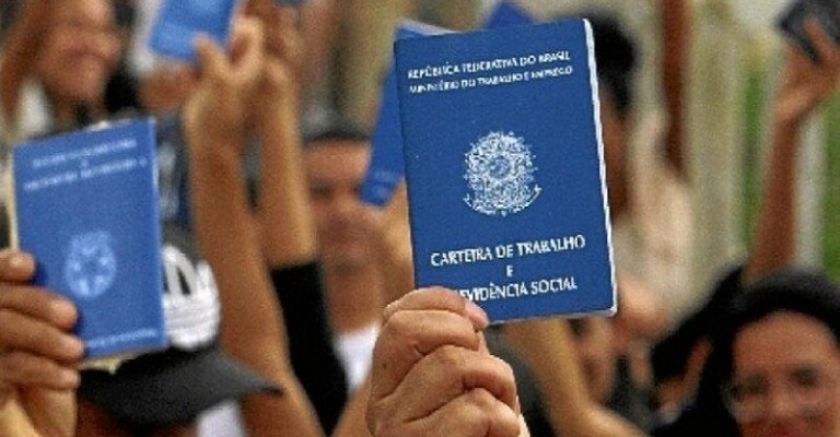 Brasil gera 184 mil novos empregos formais em março