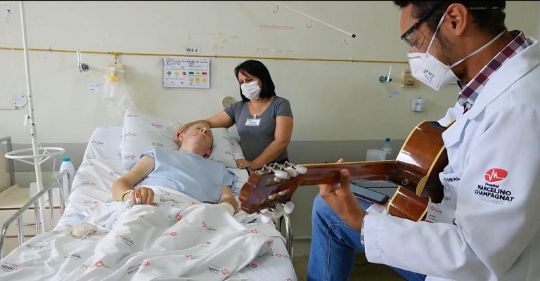 Quebrando o silêncio: música em hospitais auxilia na recuperação de pacientes