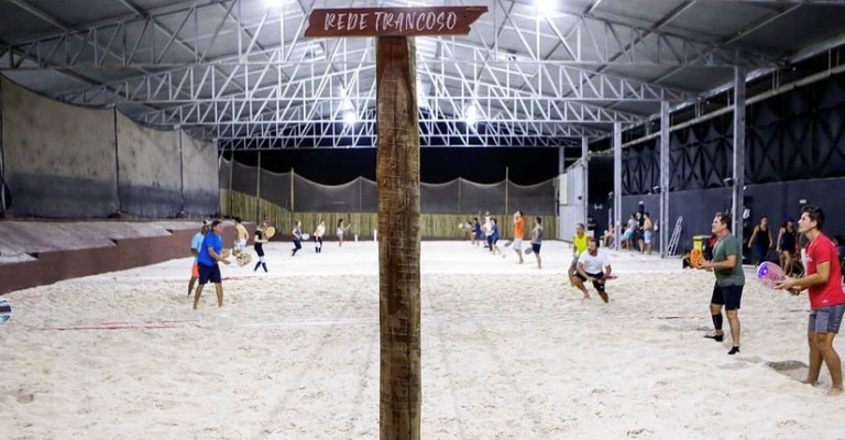Belo Horizonte inaugura complexo de quadras de areia para esportes de praia