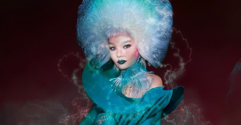 Björk lança novo álbum após cinco anos