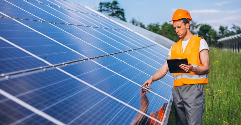Startup assina acordo para desenvolver monitoramento de painéis solares