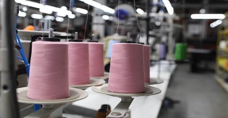 Fábrica têxtil prevê a reciclagem de 120 toneladas de fios em 2023