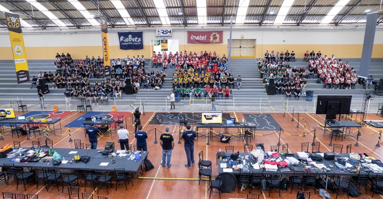 Maior copa de robótica reúne competidores nacionais e internacionais